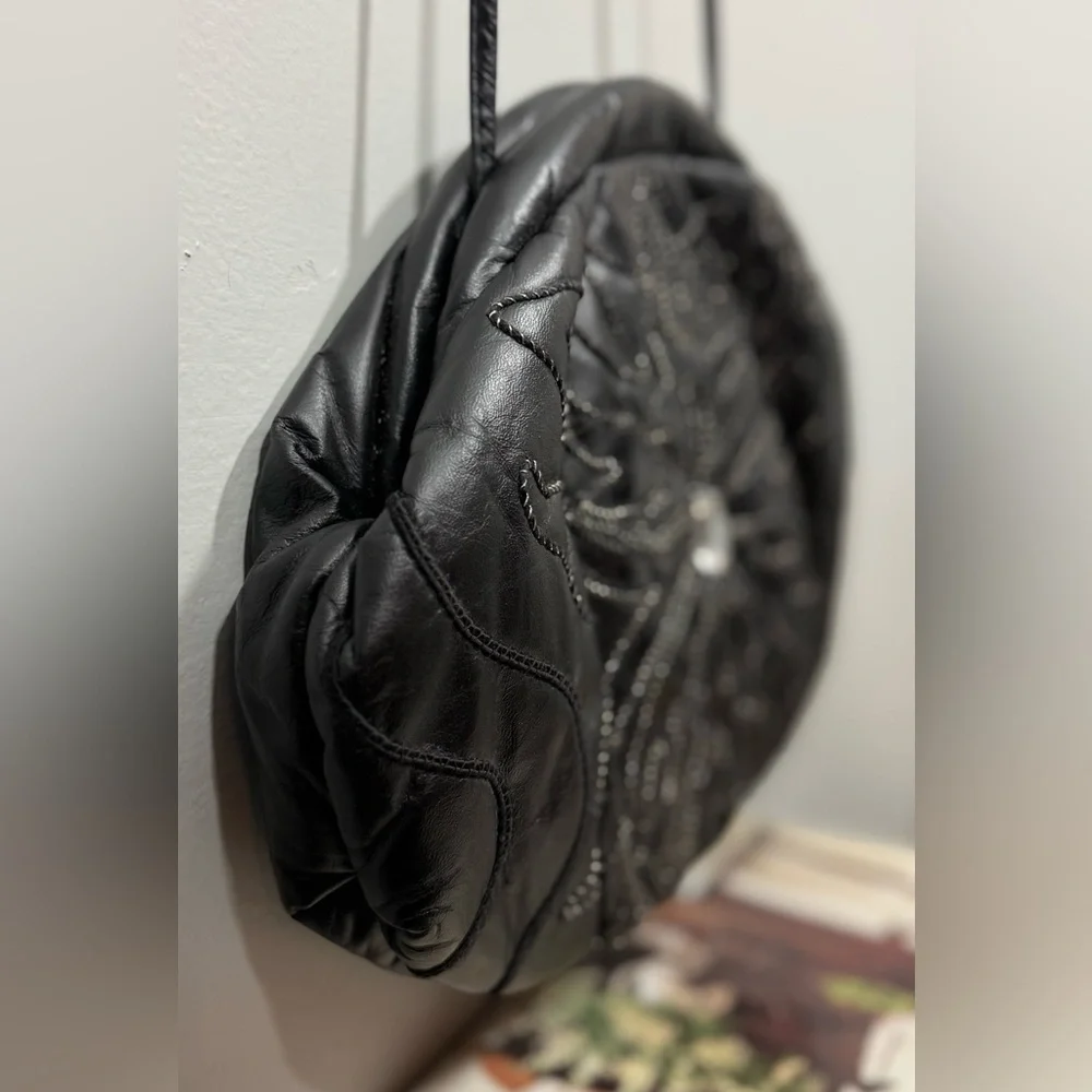 Elegant Vintage Black Quilted Women's Leather Bag